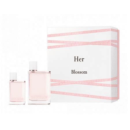 burberry blossom perfume review|Burberry her blossom gift set.